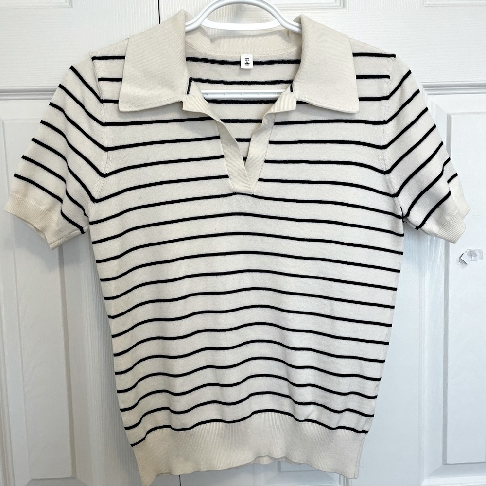 White stripe polo shortsleeve shirt (size S)